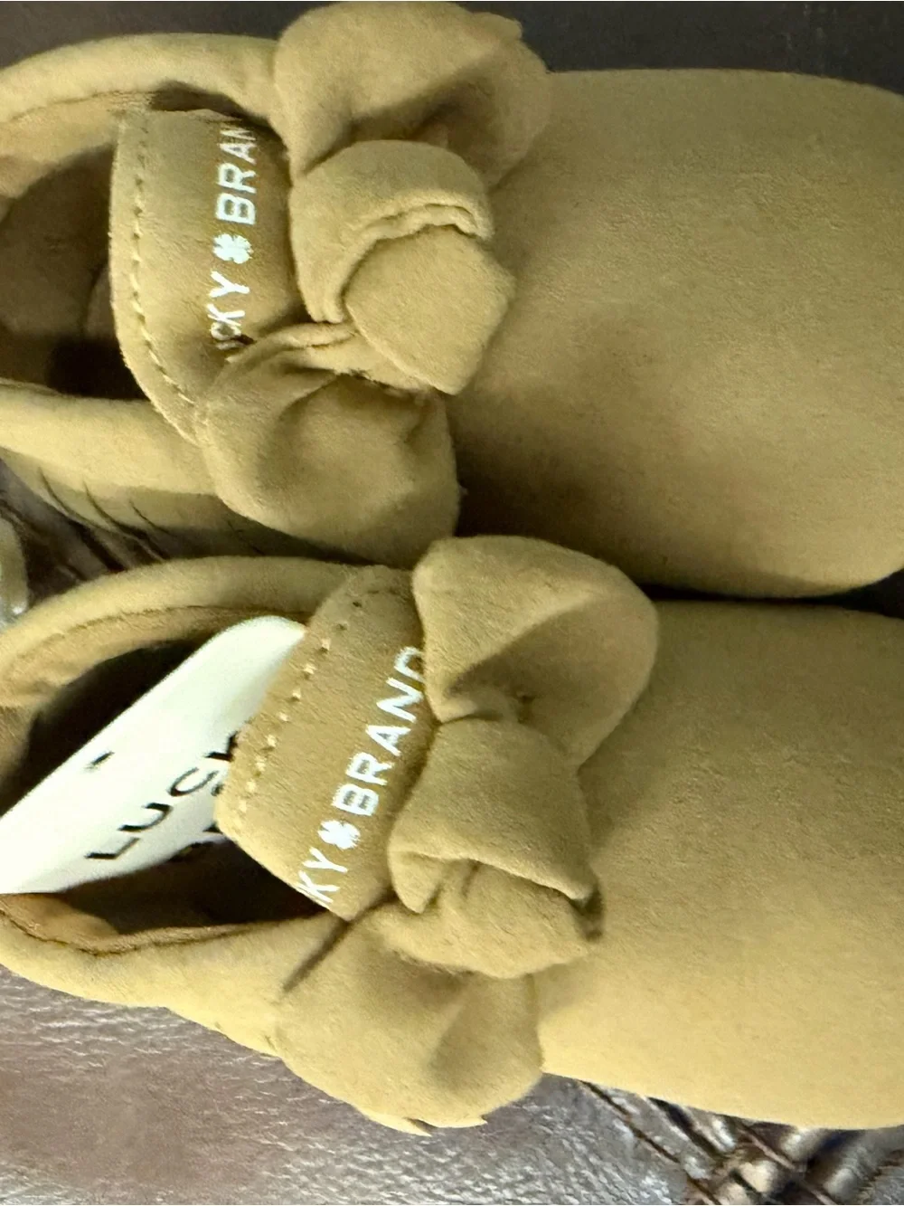 Lucky Brand NWT!!  Bow Accent Suede Moccasin Loafers - Camel size 3 (6-9m).….116